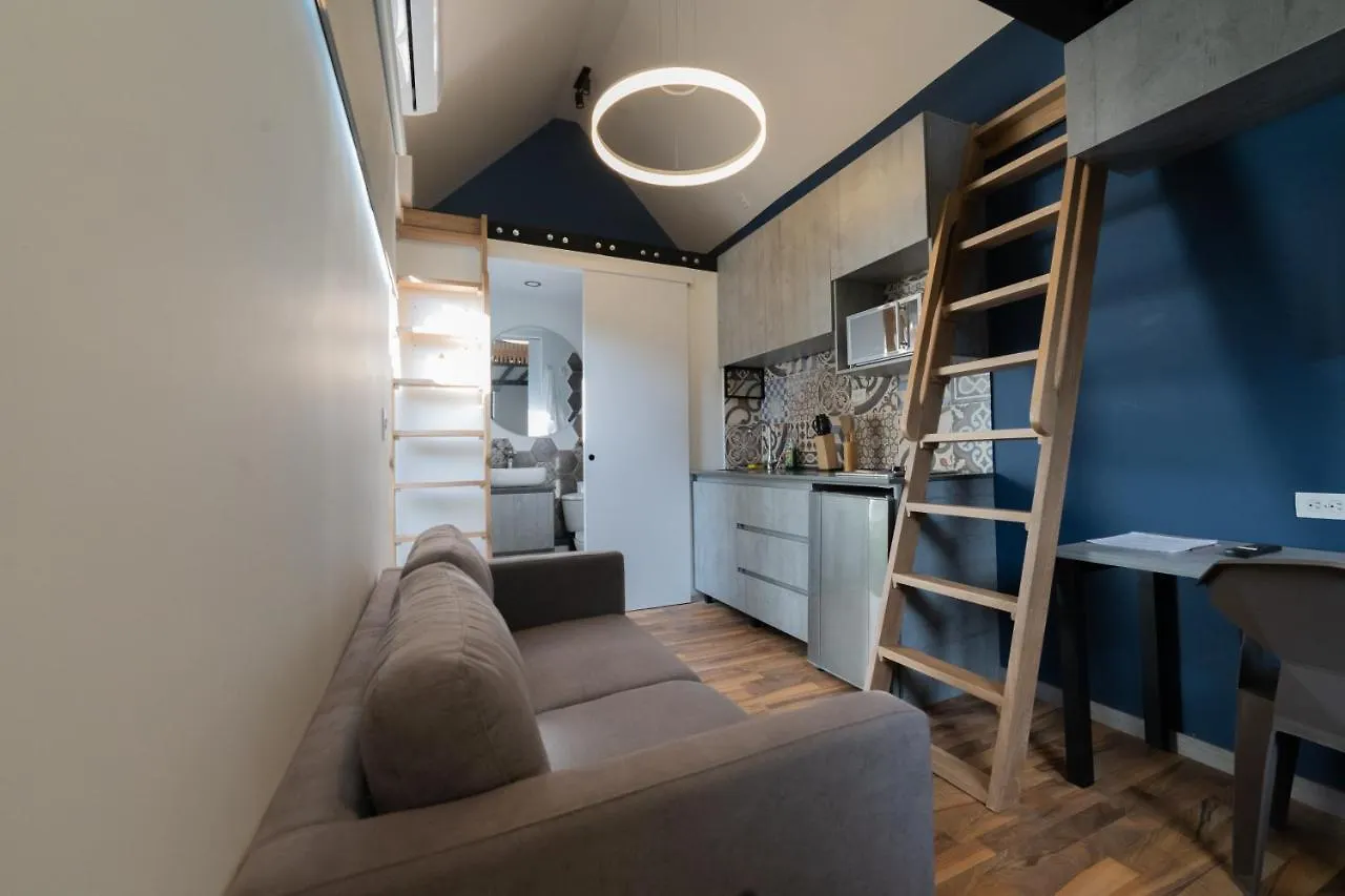 Moderna Casa Pequena En El Poblado Mde A106 Villa Medellin