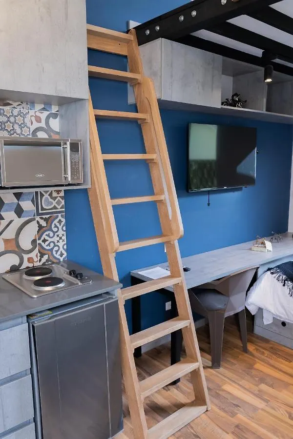 Moderna Casa Pequena En El Poblado Mde A106 Villa Medellin